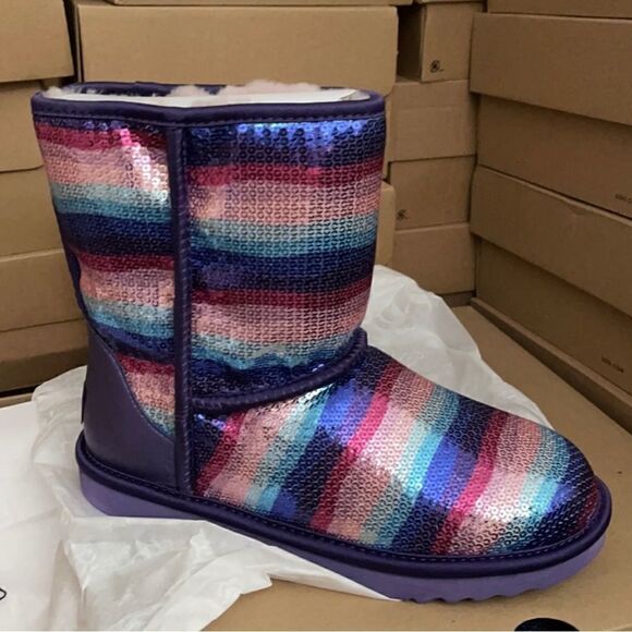 UGG Classic Sequins Rainbow - Picture 1 of 8